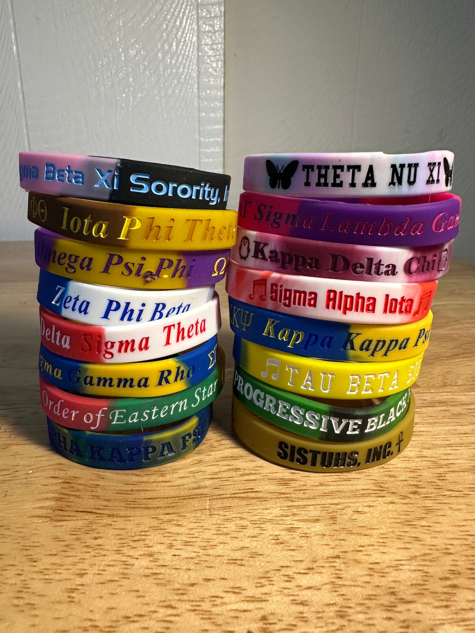 Silicone Wristband - D9, Music, On Campus Orgs.
